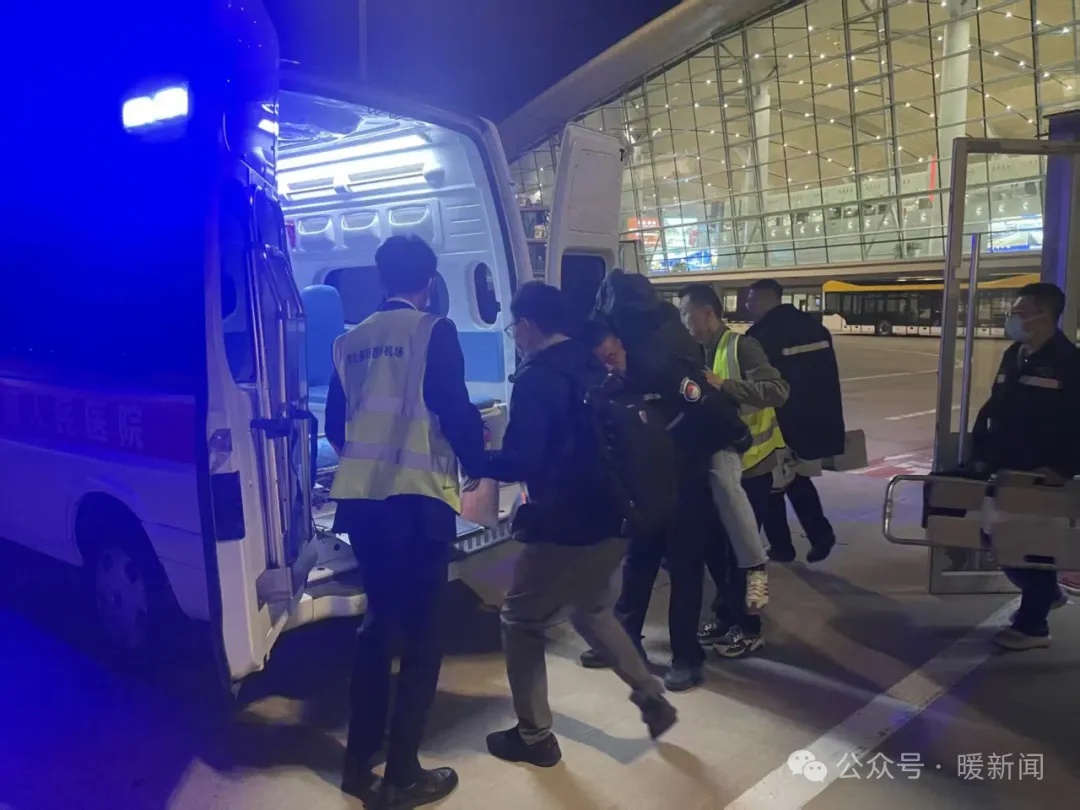 一航班紧急备降至鄂尔多斯国际机场！