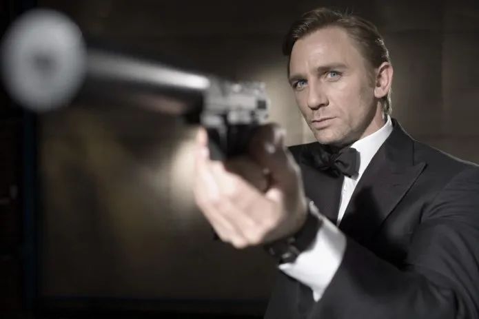 电影007好看吗

