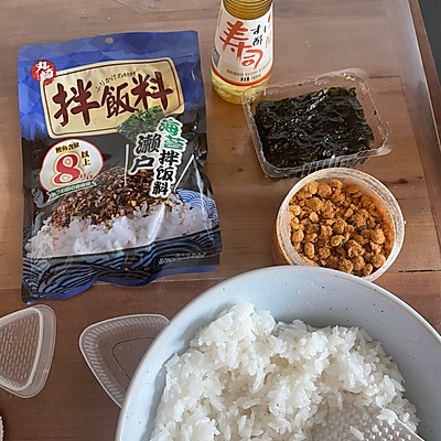 飯團(tuán)的做法圖解,飯團(tuán)的做法大全圖解法
