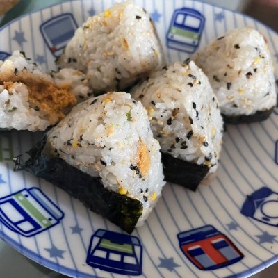 飯團(tuán)的做法圖解,飯團(tuán)的做法大全圖解法
