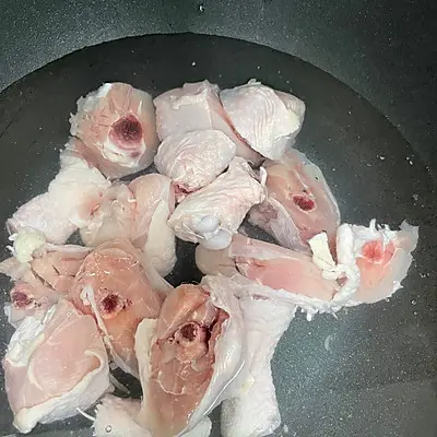 黄焖***米饭这么做，吃前一定备足饭