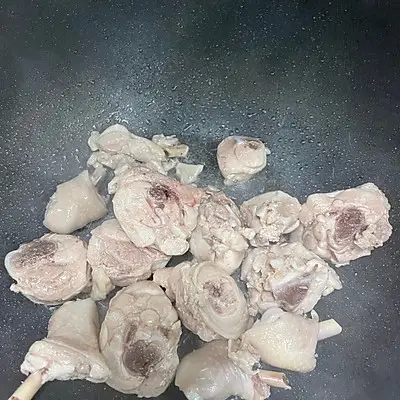 黄焖***米饭这么做，吃前一定备足饭