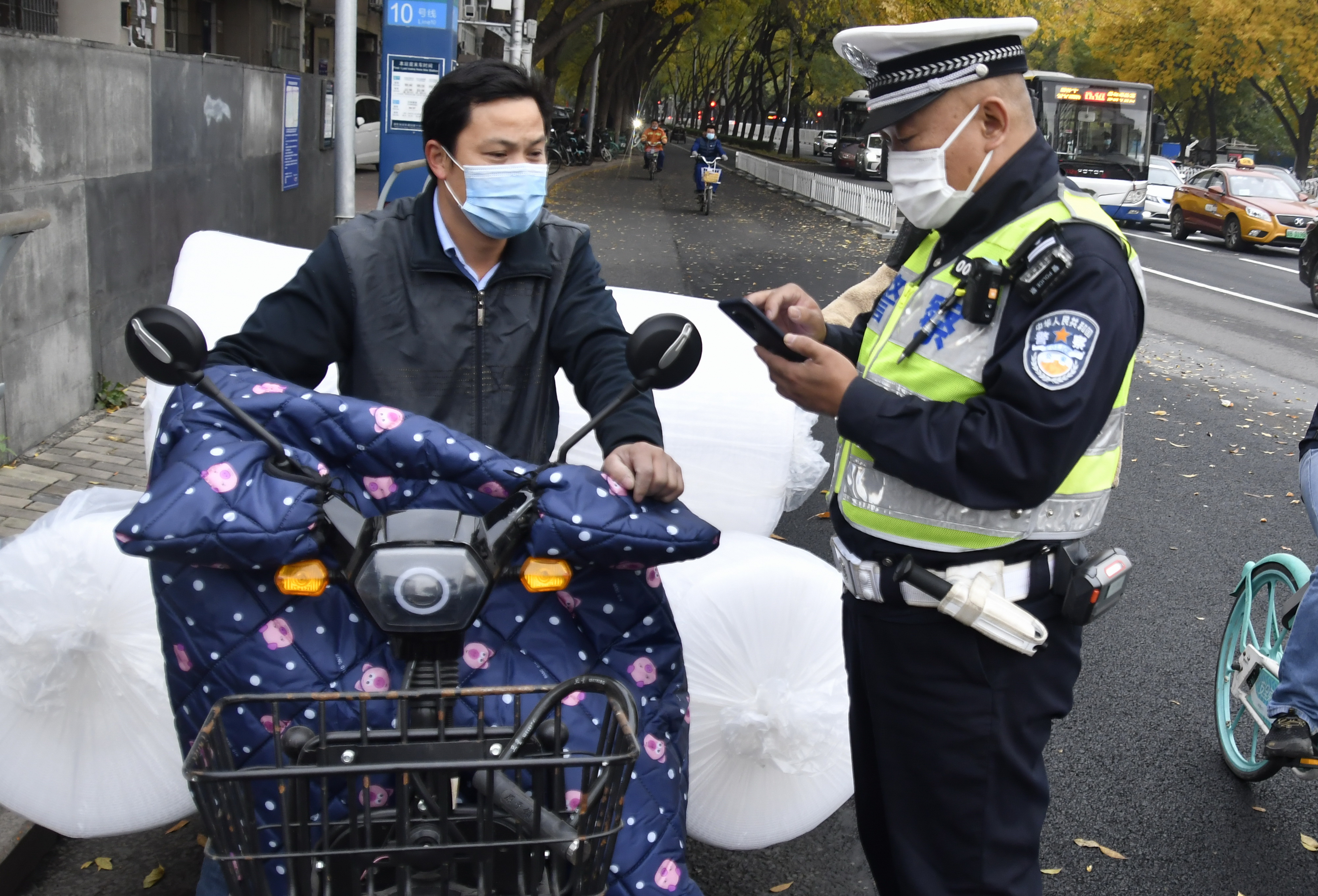 驾驶人违章,驾驶人违章超速行为行驶属于什么违法行为