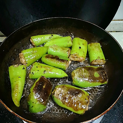 辣椒包肉馅的做法大全（分享虎皮尖椒酿肉最好吃的做法）