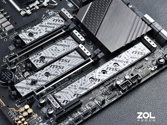 微星MEG Z690 UNIFY暗影板评测 无灯高性能主板