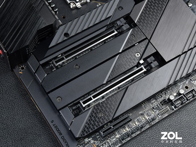 微星MEG Z690 UNIFY暗影板评测 无灯高性能主板