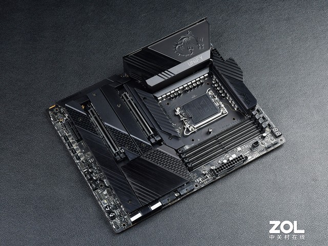 微星MEG Z690 UNIFY暗影板评测 无灯高性能主板
