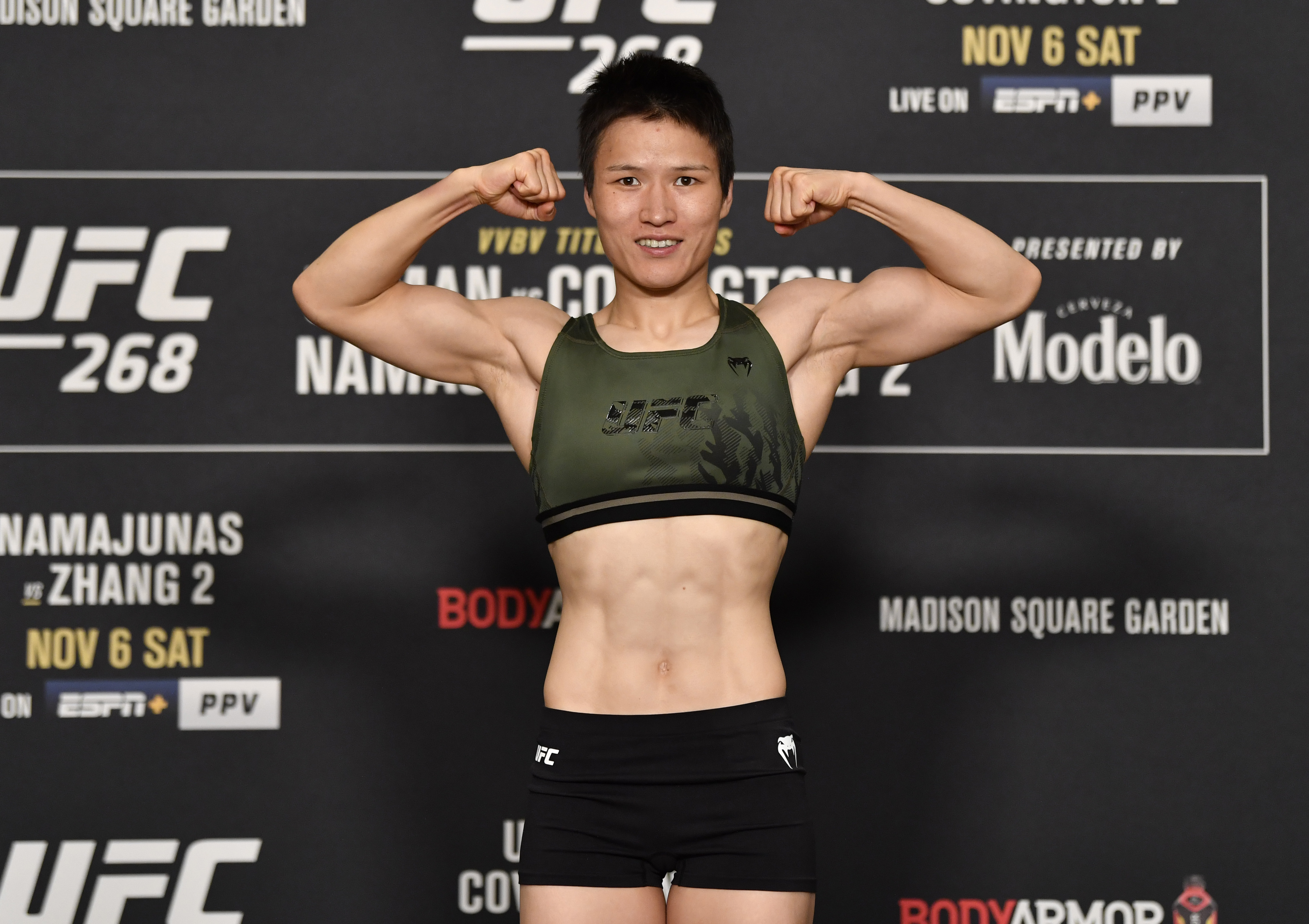 张伟丽UFC二番战小分不敌罗斯，遗憾无缘重夺金腰带