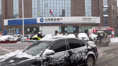 河北2地中小学、幼儿园明日停课，大雪+暴雪+大暴雪，局地降幅超20℃