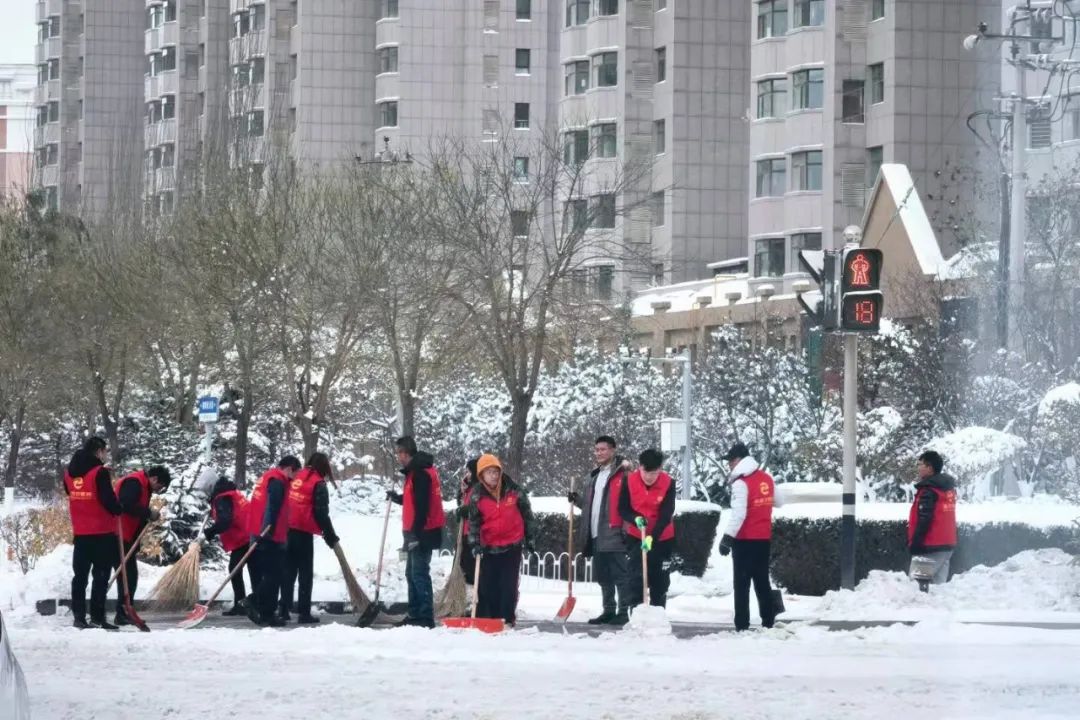 河北2地中小学、幼儿园明日停课，大雪+暴雪+大暴雪，局地降幅超20℃