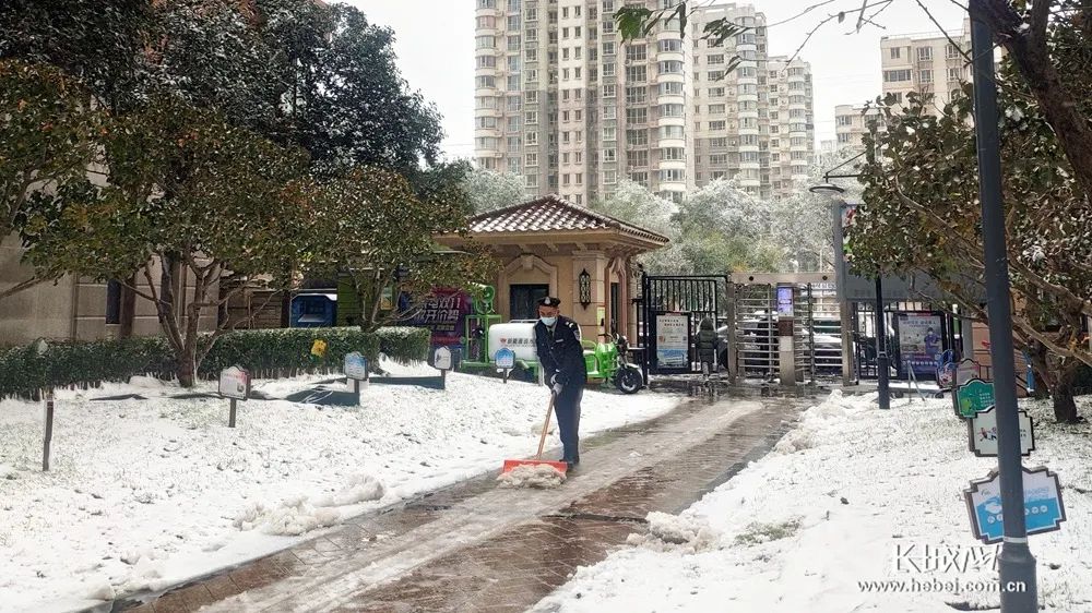 河北2地中小学、幼儿园明日停课，大雪+暴雪+大暴雪，局地降幅超20℃