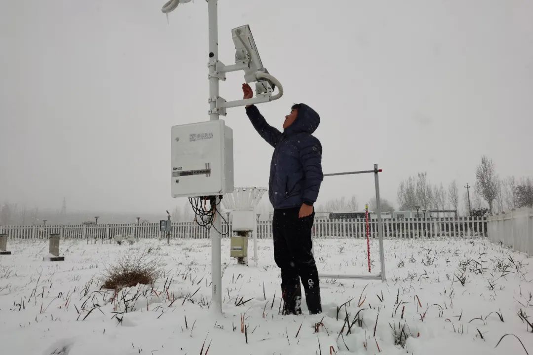 河北2地中小学、幼儿园明日停课，大雪+暴雪+大暴雪，局地降幅超20℃
