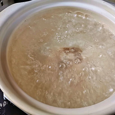 玉米莲藕排骨汤,玉米莲藕排骨汤的做法