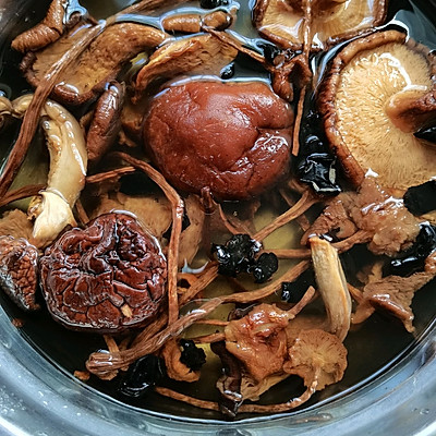 茶树菇煲鸡汤,茶树菇煲鸡汤的做法