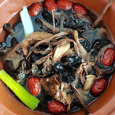 茶樹菇煲雞湯,茶樹菇煲雞湯的做法
