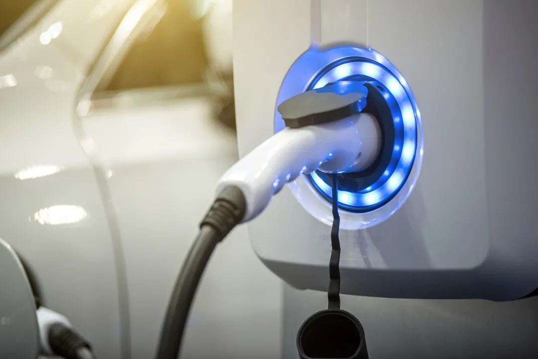 重磅！深圳将逐步放宽汽车上牌指标限制丨早安，龙岗