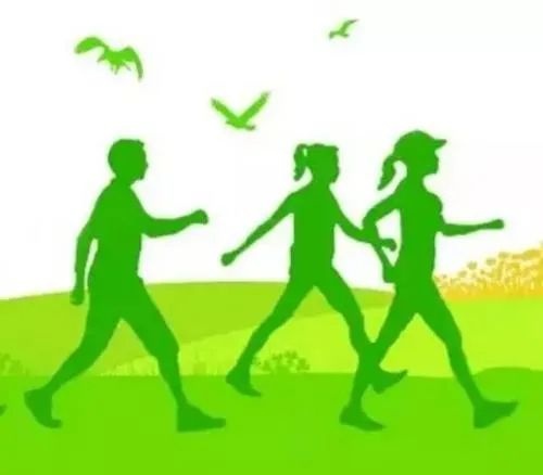 “绿色出行 低碳环保”（绿色环保文字）