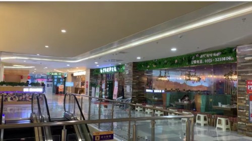 凡人故事｜创业十年，从小批发到大餐饮，生活的不易让他更懂得爱家爱国