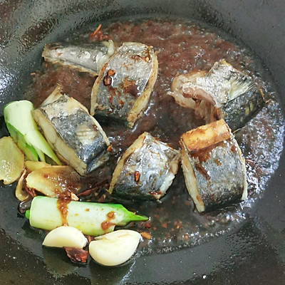 燕鱼的家常做法(用这道燕鱼炖宽粉征服家人的味蕾)