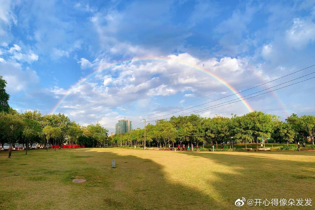 今日份小确幸！广州天空又现双彩虹