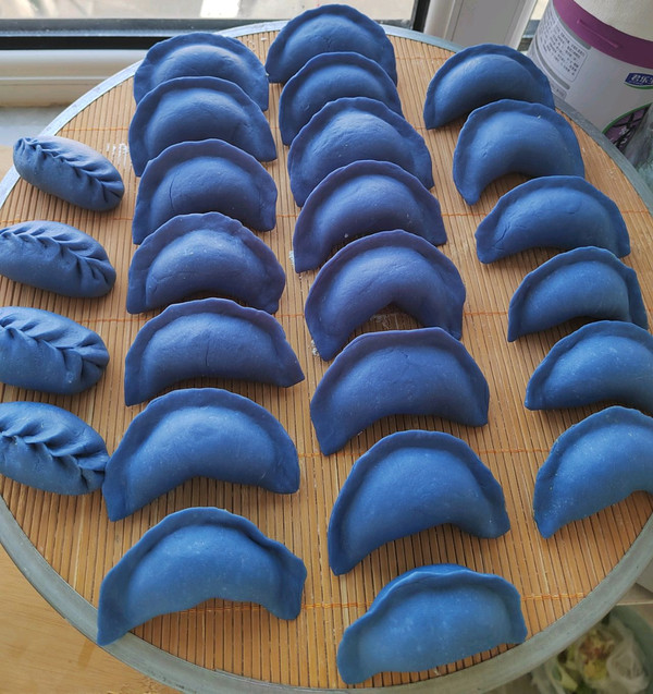 烫面蒸饺(蓝色烫面蒸饺(美食中的蓝色妖姬)) - 趣味头条