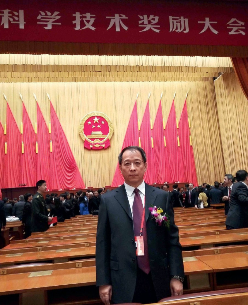 ����ӥ��ս�����������ʦ��������ѡ����ԺԺʿ