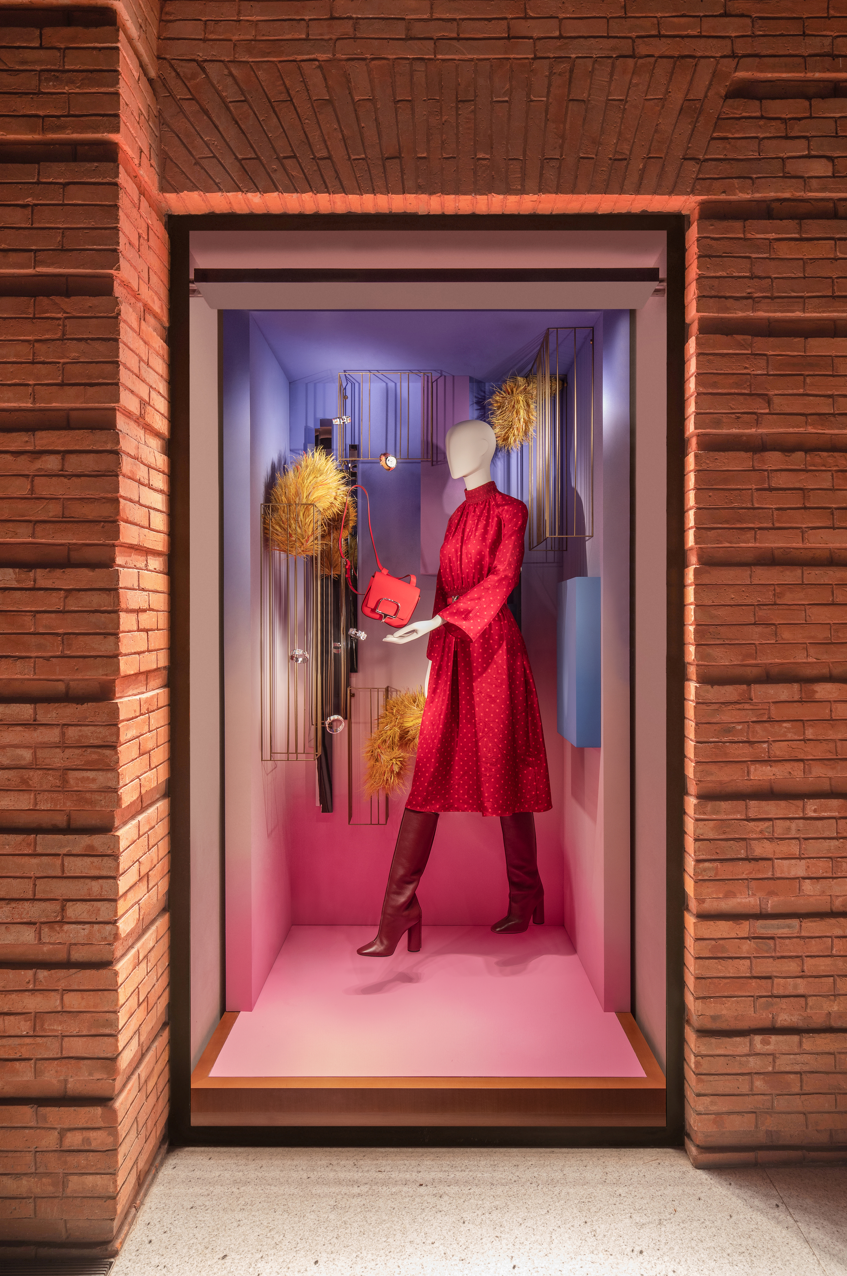 爱马仕冬季橱窗展现和谐共生之美星巴克藤原浩联名极简潮流丨是日美好