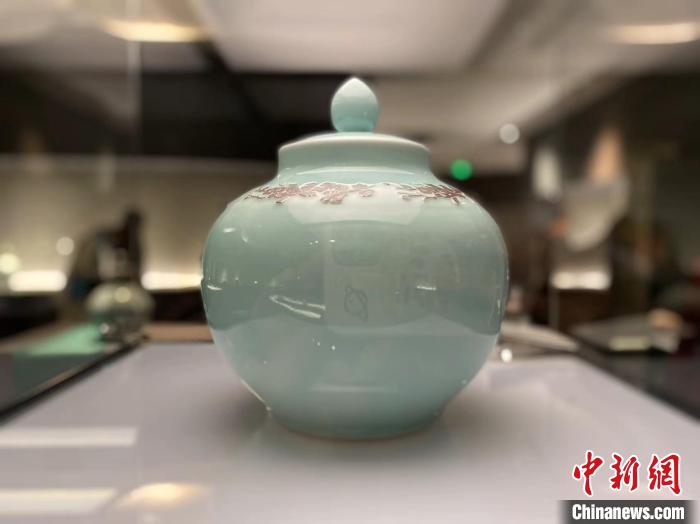 两代人坚守“青瓷梦”：呼唤传统文化回归