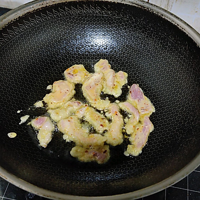 速看酥肉的做法（吃一次想十次的下饭菜炸酥肉）