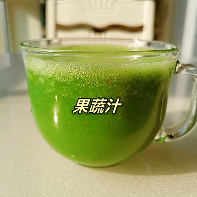 榨汁机可以榨菠菜汁吗（好吃不贵的果蔬汁做法超级入味）