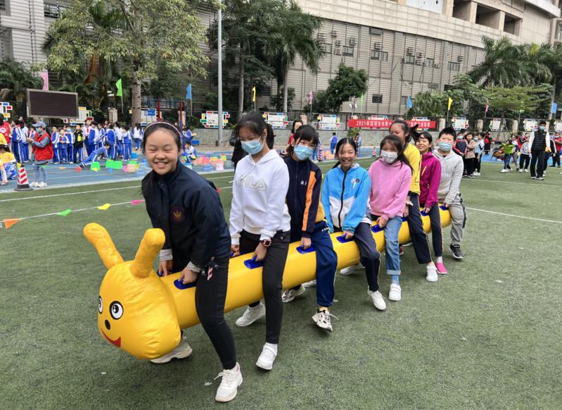 深圳市水庫小學(xué)：展開趣味運(yùn)動(dòng)競技(圖2)