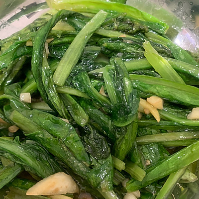 油麦菜的做法（10万人都收藏的超美味清炒油麦菜）