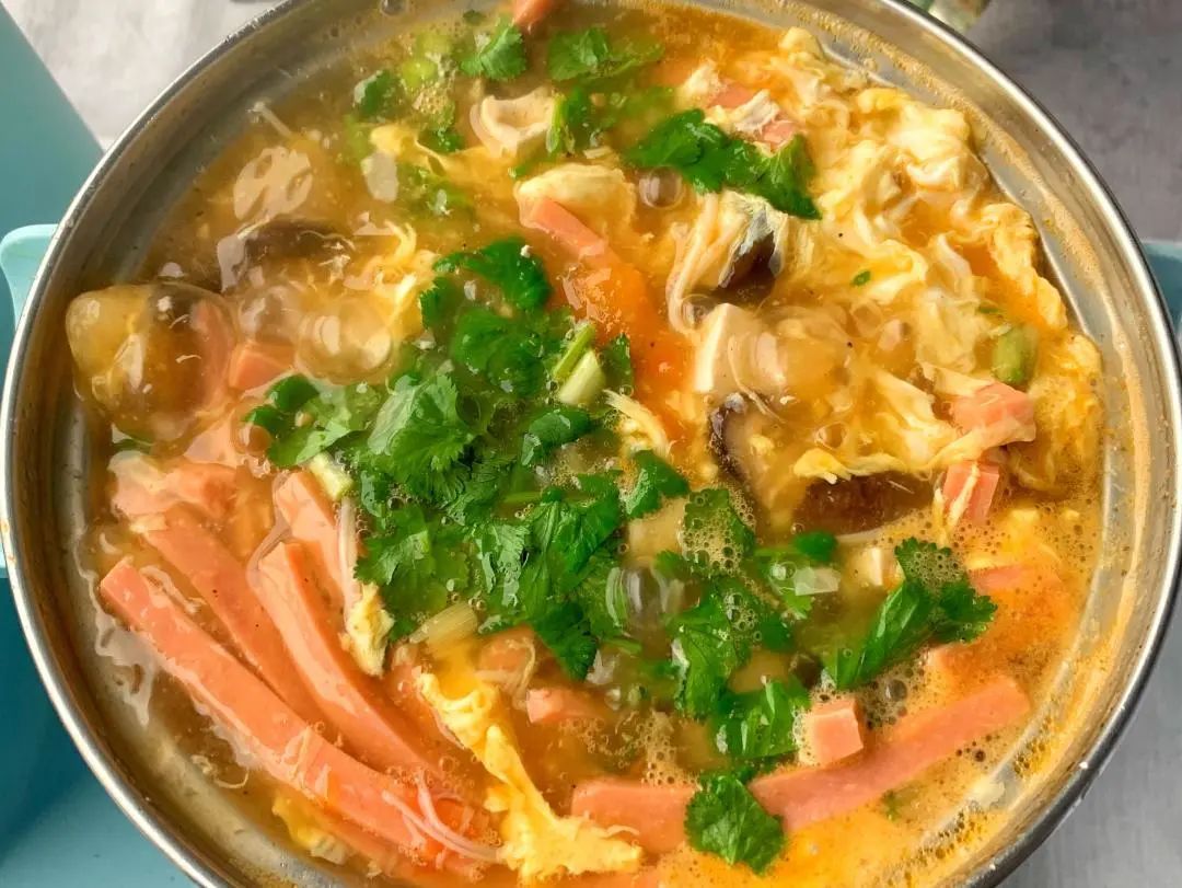 酸辣汤食材有（10分钟教你搞定低脂酸辣汤）