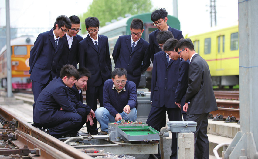 校史回眸④|南铁院时期（二）