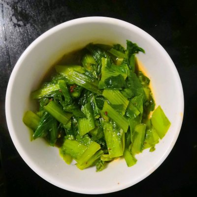 水煮肉片怎么做(七步教你做巨下饭的水煮肉片)
