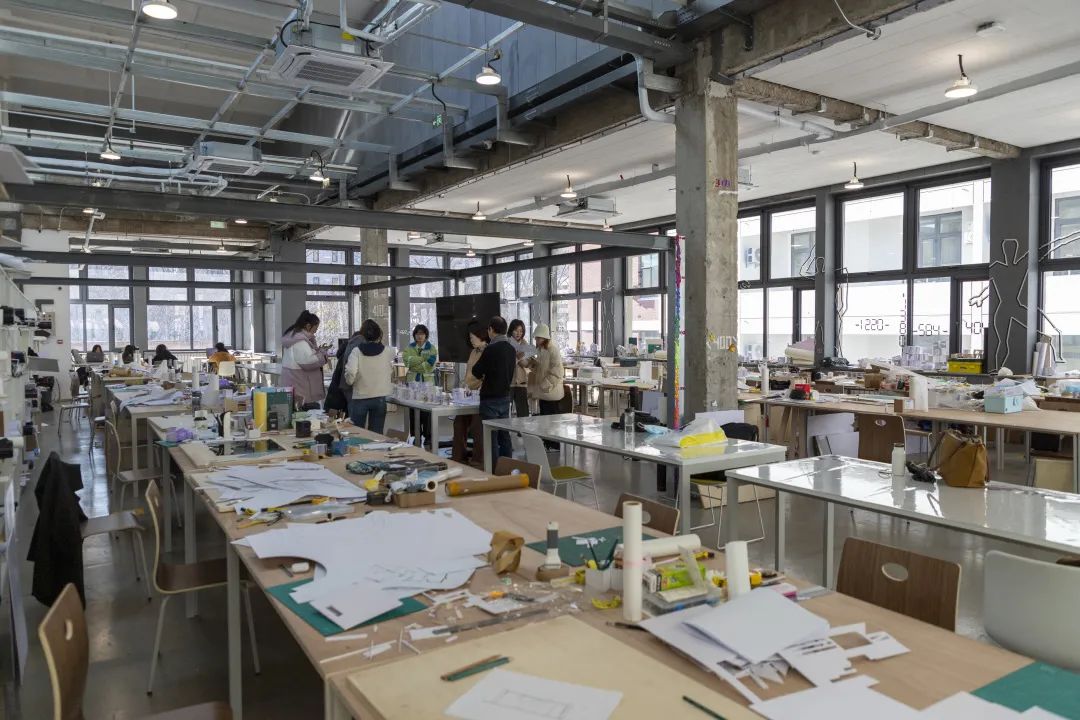 天大“没有围墙的教室”！4000平方米、四个专业、几十个班......