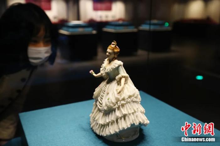 东西问 | 张婧婧：瓷器何以在欧洲史上掀起“中国热”？
