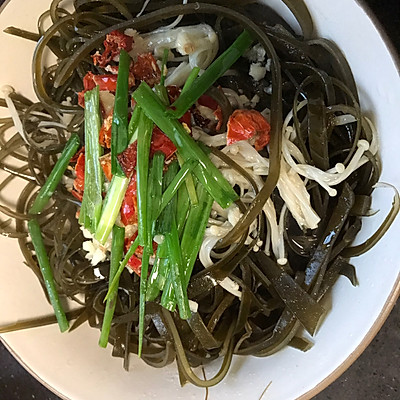涼拌海帶,涼拌海帶絲怎么做好吃又簡單