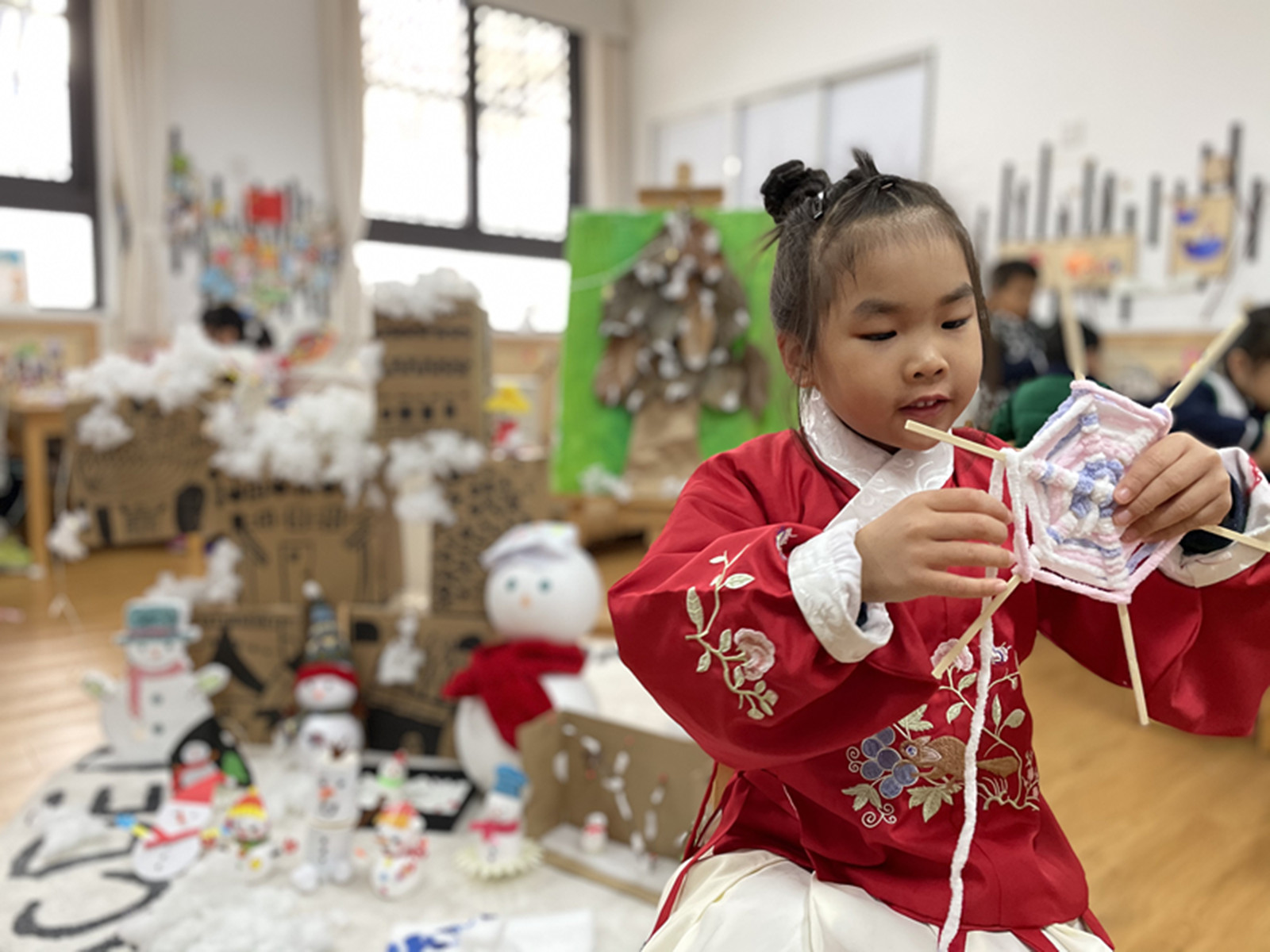 幼儿园奥运会多久了(迎接冬奥会，上海这所幼儿园办了一场特别暖的活动)