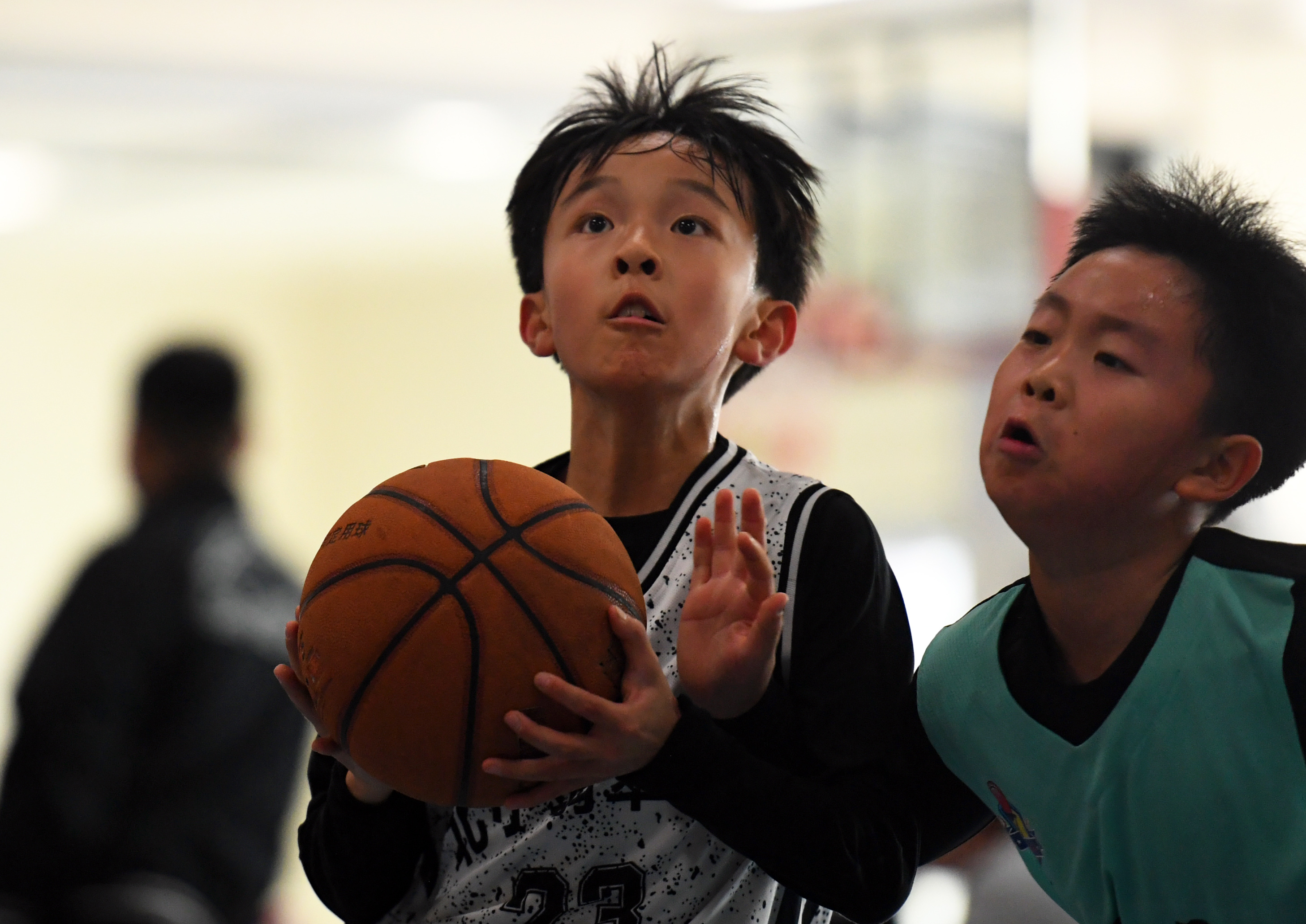 小学生篮球比赛一场是多少分钟(篮球——北京市第一届小学生篮球比赛开赛)