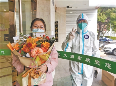医护人员送温暖的文章（送给医护人员的礼物）