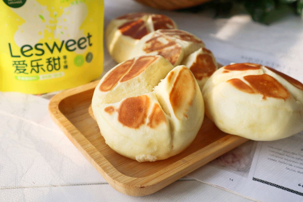 牛奶饅頭,