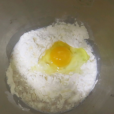 牛奶饅頭,