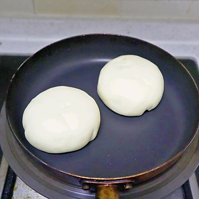 牛奶饅頭,