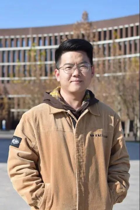 许全军、荣辉！中国大学生自强之星！