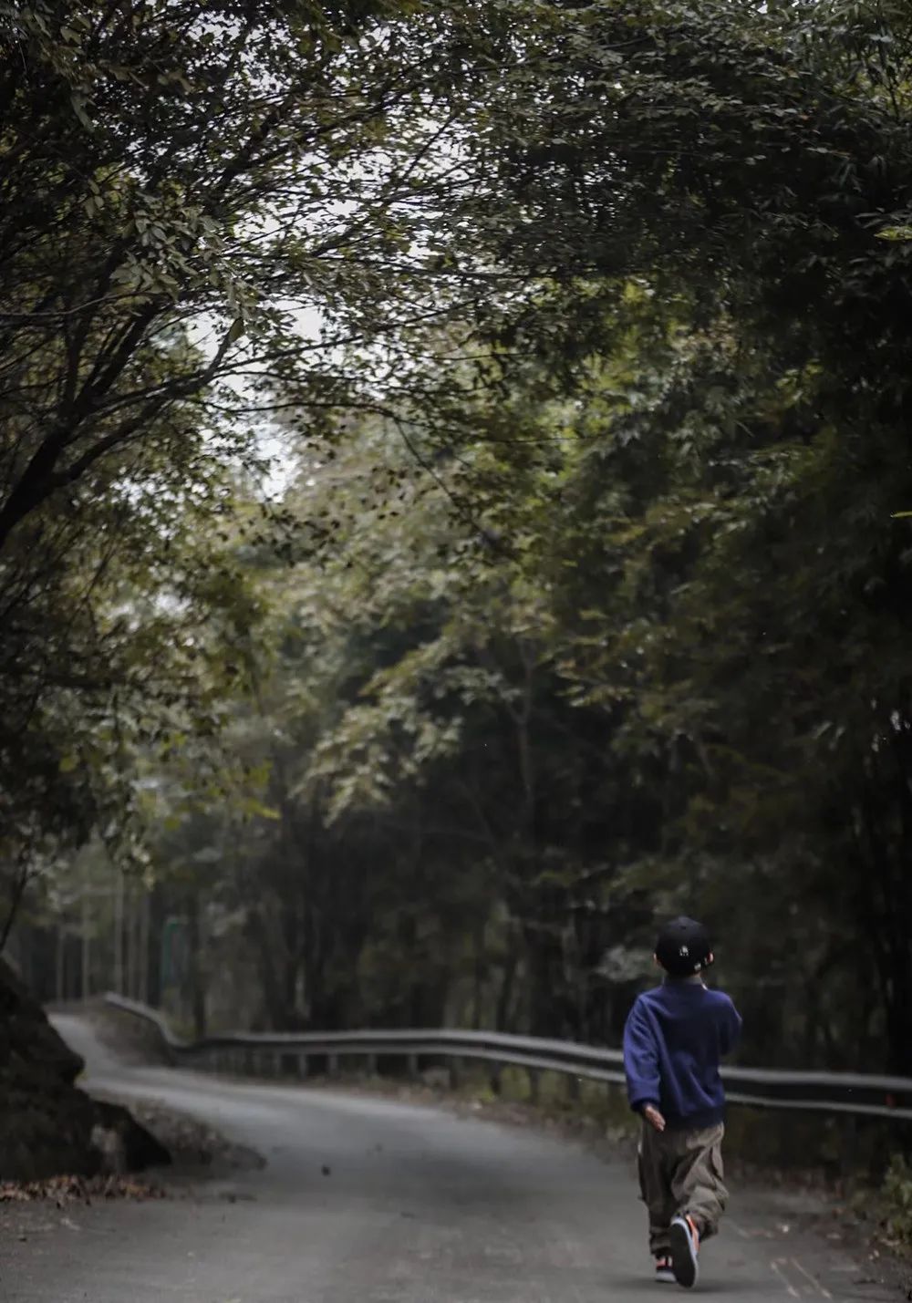 绵德双城记 || 登高望远畅舒怀，景色宜人清风徐来，爬山好去处，一起运动吧~