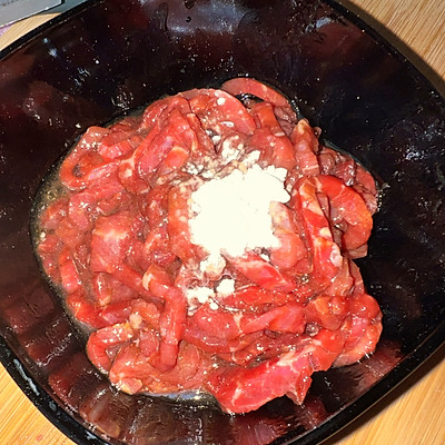 芹菜牛肉怎么炒好吃(经典菜芹菜炒牛肉你一定不要错过)
