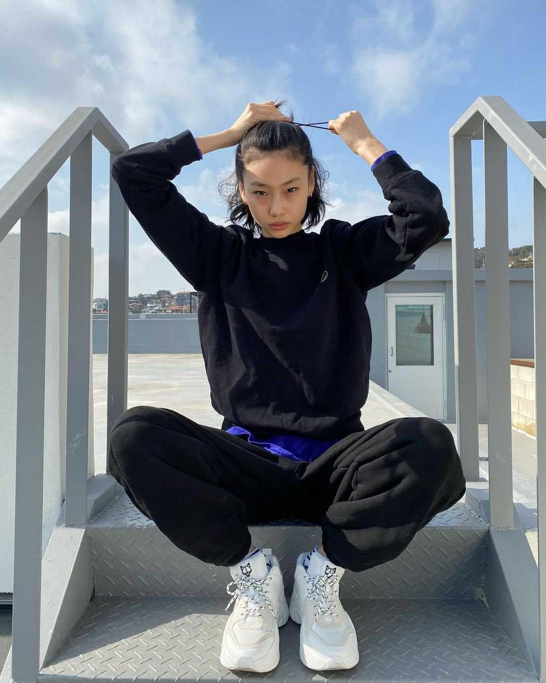 华裔女神asia(年底的颁奖季,她的爆红神话还在继续)