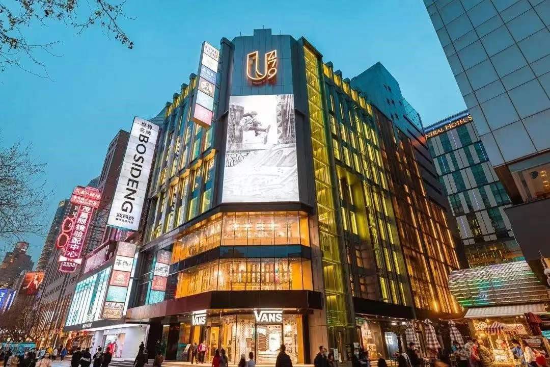 一张团购券“买遍南京路”！南京路步行街变成一个“超级购物中心”了