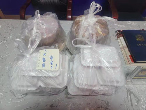 有你们的守护每天都是平安夜